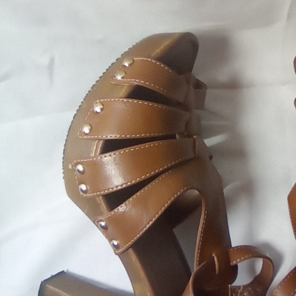 Women Heels size 10 Brown - Picture 7 of 8